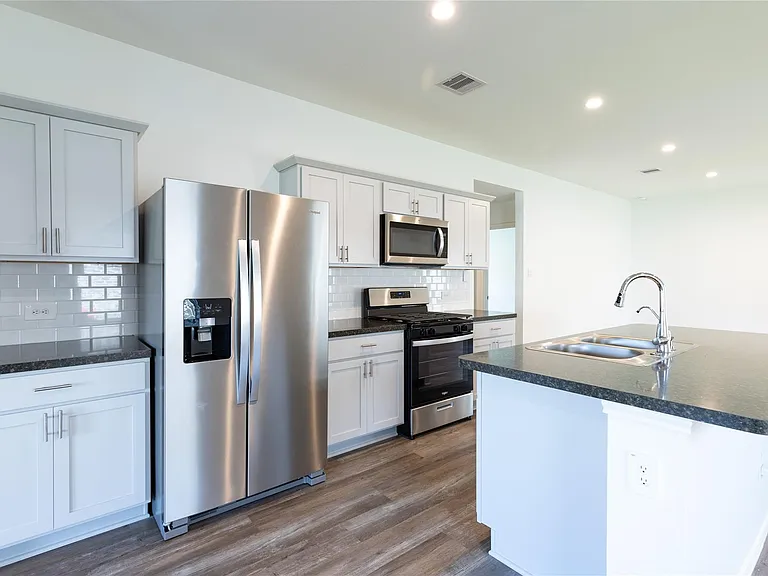 24330 Saddlestone Green Dr — Photo 11