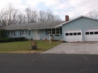 38 Center St, Bennington, VT 05201