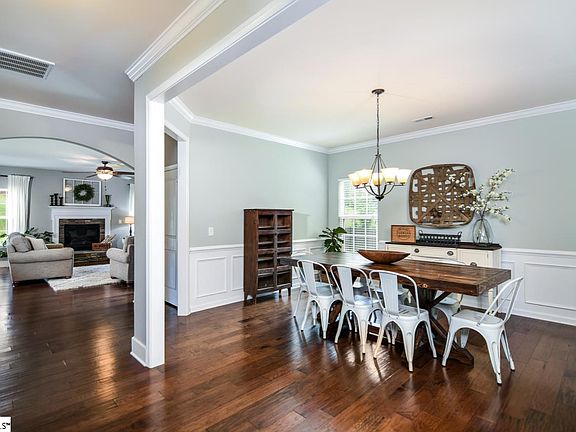 5th image of 411 Bienville Pl