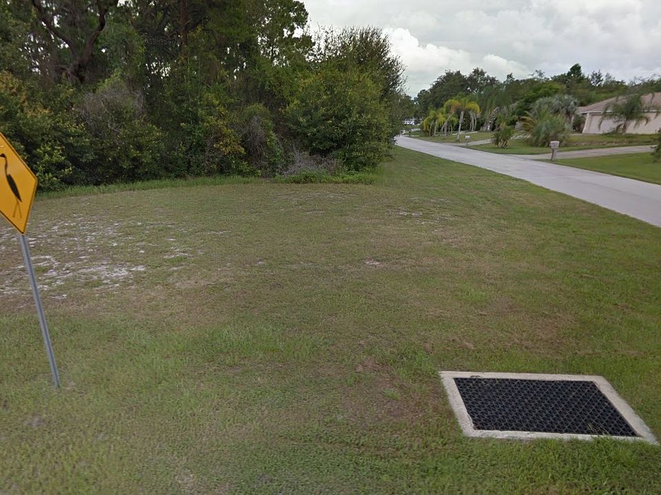 1st image of 980 Avis Ln