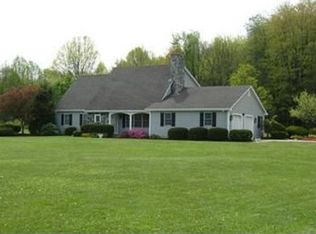 11532 Detwiler Rd, Columbiana, OH 44408