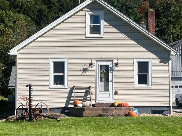 5272 Warrensville Rd, Montoursville, PA 17754