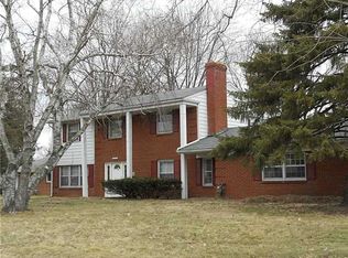2023 W Crest Dr, Toledo, OH 43614