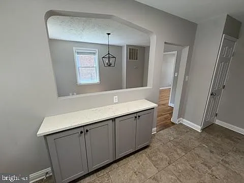 5413 Pembroke Ave — Photo 4
