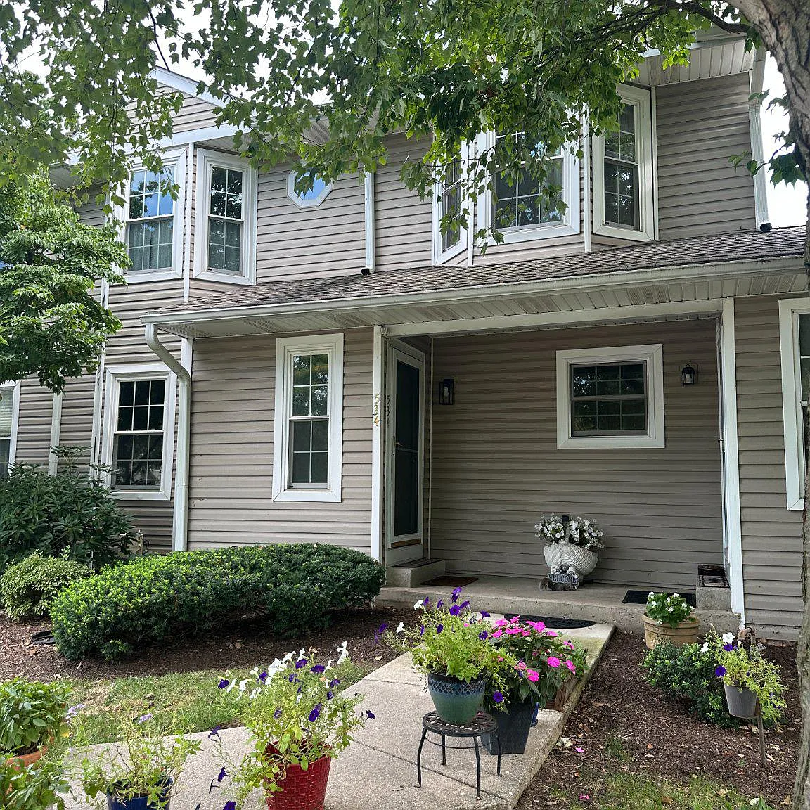 2 bed, 2.5 bath, 1019 sqft, $2,500 — Photo 2