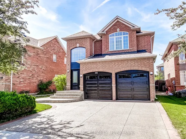 481 Heath St, Oakville, ON L6H 6N8