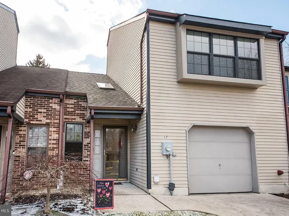 17 Abby Ct, Robbinsville, NJ 08691