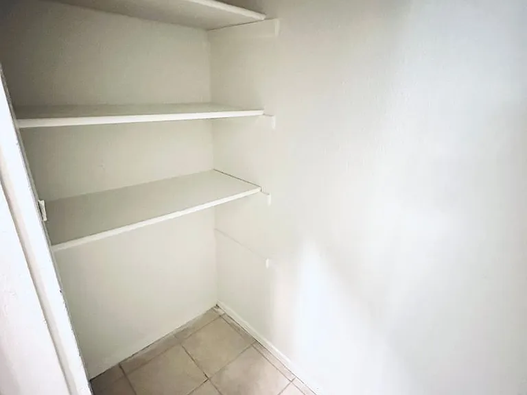 5305 Woodland Oaks Ct — Photo 12