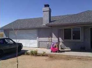 18619 Live Oak St, Hesperia, CA 92345