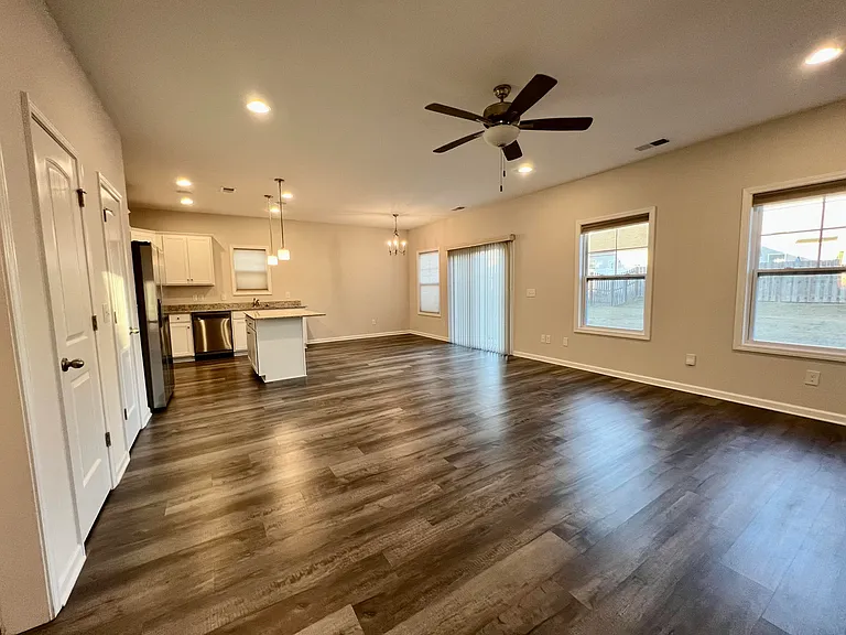 4044 Thimbleberry Dr — Photo 7