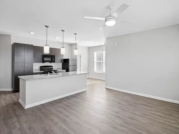 HearthSide Lawrenceville Active Adults 55+, 600 Rubye Neal Ln #521, Lawrenceville, GA 30046