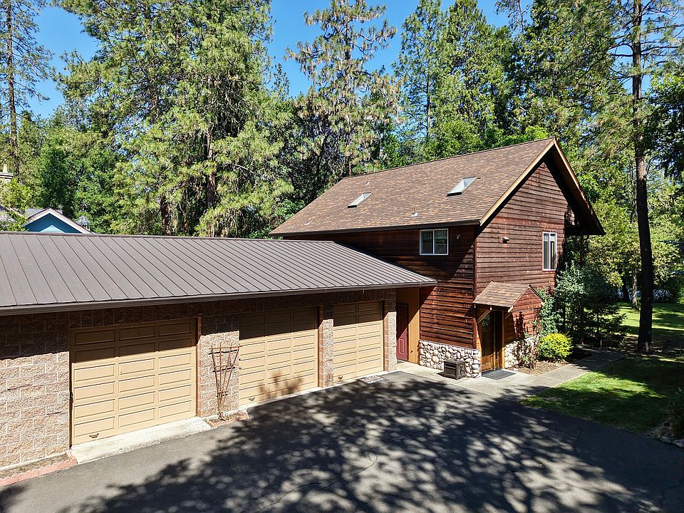 1st image of 223 Indian Creek Ln