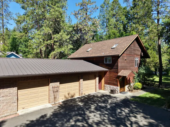 223 Indian Creek Ln, Shady Cove, OR 97539