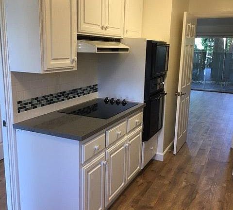 Quartz Counters