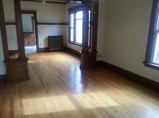 112 Cedar Lake Rd N APT 3, Minneapolis, MN 55405