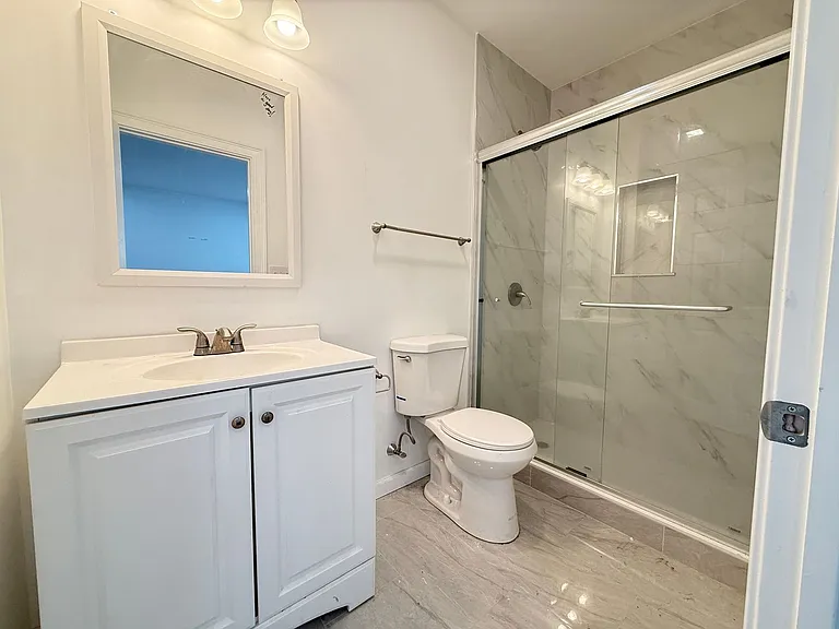 81 Alder St #C — Photo 7