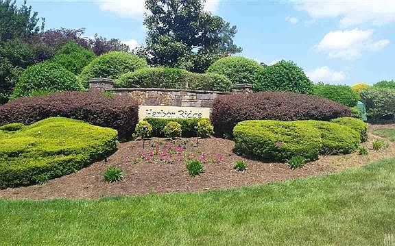 4th image of 209 Riverwalk Dr