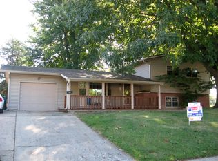 3118 N Christine Dr, Decatur, IL 62526