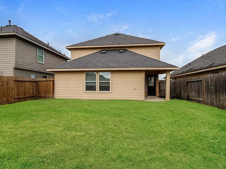 2422 Gibbs Bend Ct — Photo 3