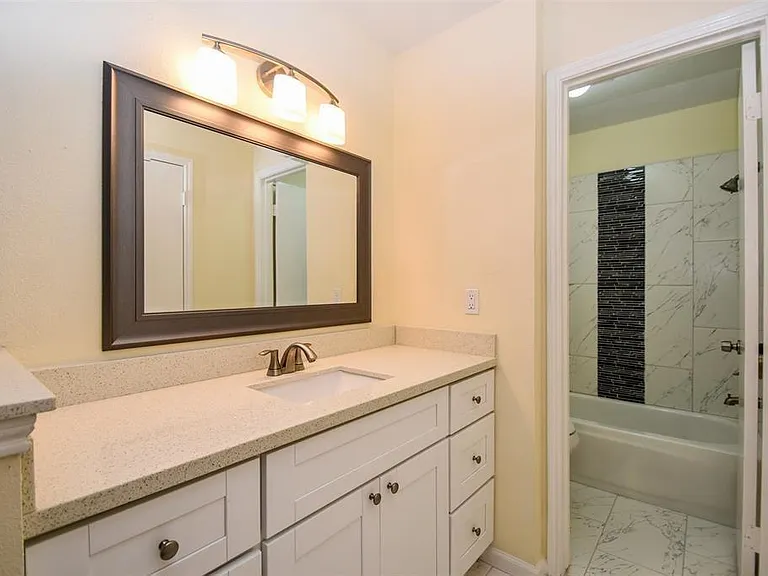 2110 Whiteback Dr — Photo 27