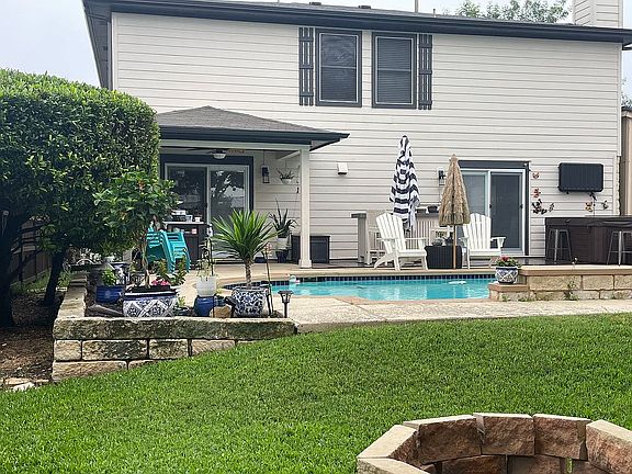 3rd image of 1721 Lloydminister Way