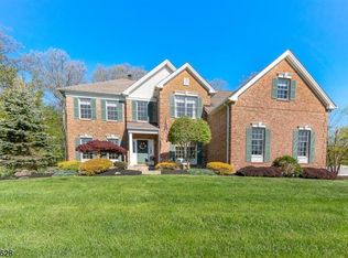 3 Ginger Ln, Long Valley, NJ 07853