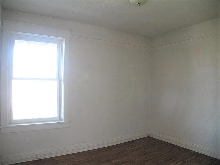 502 Bryan St #D — Photo 12