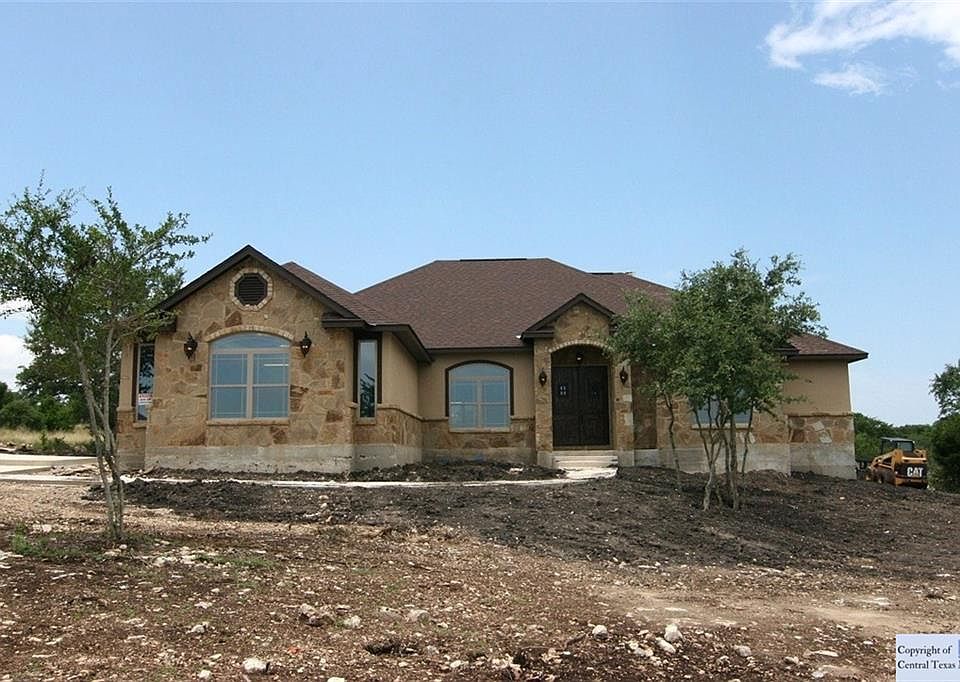 1st image of 668 Cambridge Dr