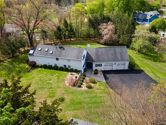 2nd image of 117 Shenandoah Road