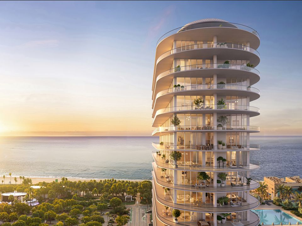 72 Carlyle Miami Beach