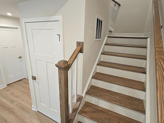 5th image of 16437 Fife Way
