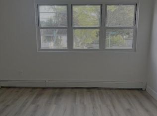 17 Old Town Rd APT 1K, Staten Island, NY 10304