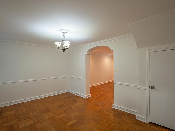 5th image of 5935 Jannette St