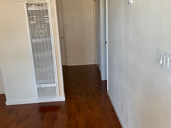 2nd image of 746 Illinois Ave APT 1