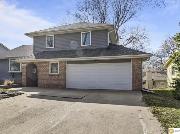 2512 S 138th St, Omaha, NE 68144