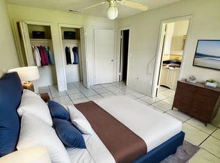 7126 SW 22nd St, Miami, FL 33155