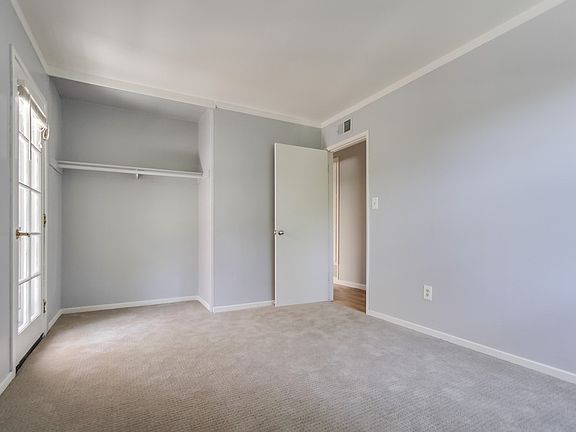 5th image of 6522 E Lake Dr