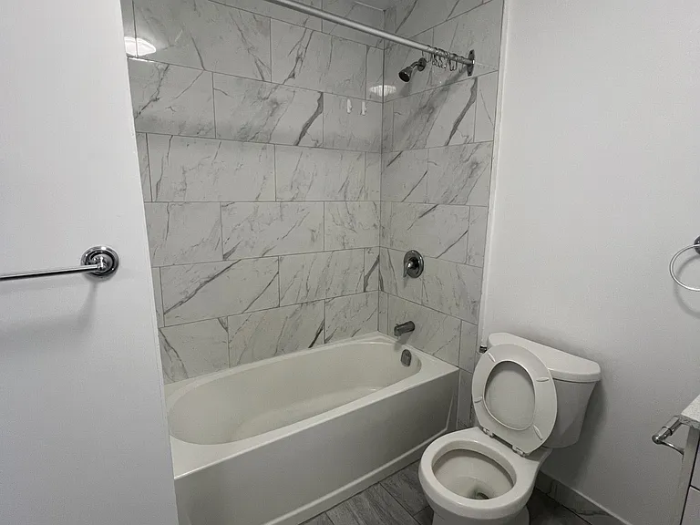 630 Cummings Ave — Photo 241