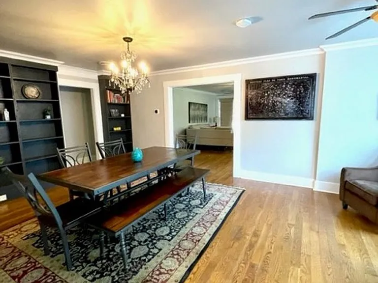 1125 W Matthews Ave — Photo 15