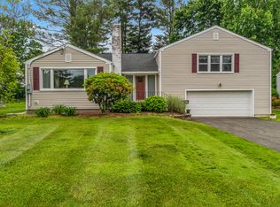29 Brightview Dr, West Hartford, CT 06117