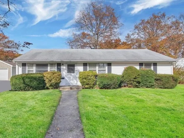 28 Jourmire Rd, Bridgeport, CT 06606