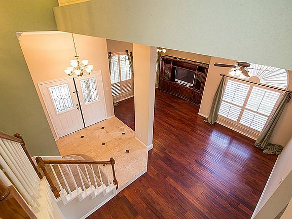 4th image of 15023 Woodhorn Dr