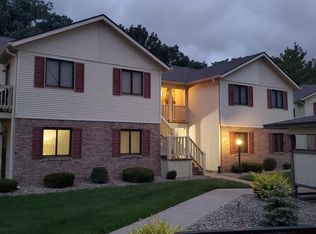 77 Keran Manor Ct APT B, Greenwood, IN 46142