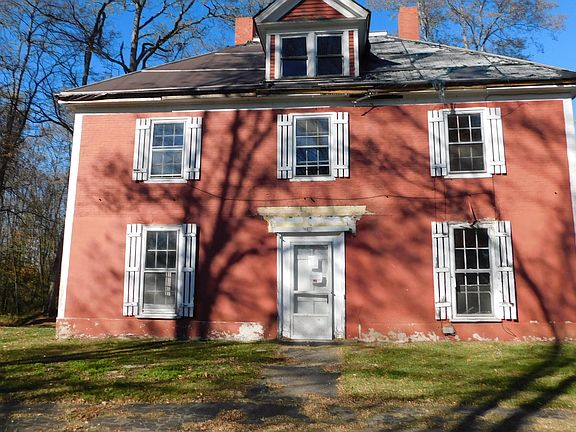 2nd image of 52 E Madison Road