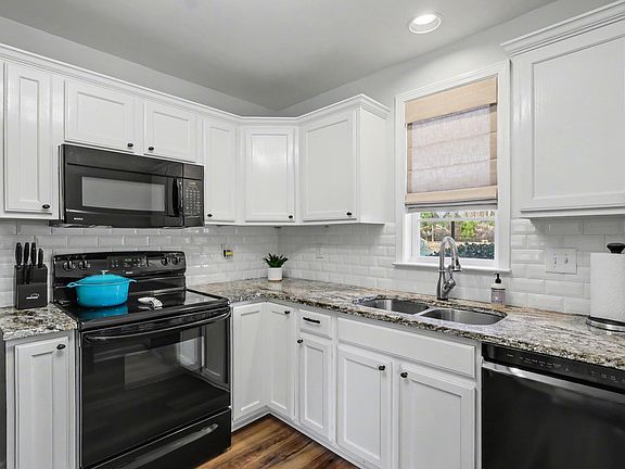 4th image of 2016 Kedvale Ave