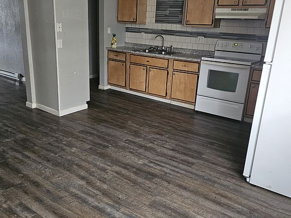 4th image of 1815 W 40th St APT 12
