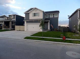 5019 E Sagebrush Ln, Eagle Mountain, UT 84005