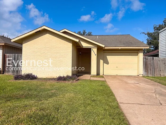 2 bed, 1.0 bath, 846 sqft, $1,425 — Photo 1