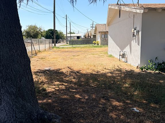 3rd image of 757 Mayer Ln