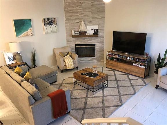 2nd image of 847 NE 17th Way #847